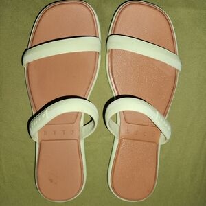Reef Women's Cream Sandals